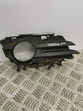 2002-05 VAUXHALL VECTRA C  DRIVER SIDE FRONT BUMPER GRILLE 13100594 