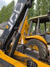 JCB TELETRUK TLT 30 LIFT RAM P/N 561/60270