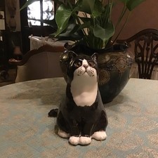 Winstanley Black +  White Cheeky Fat Cat Size 3 - Cathedral glass eyes + signed 