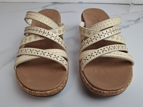 Skechers luxe foam beverlee - skechers,
