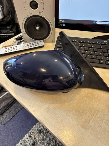 Porsche wing mirror - porsche, blue