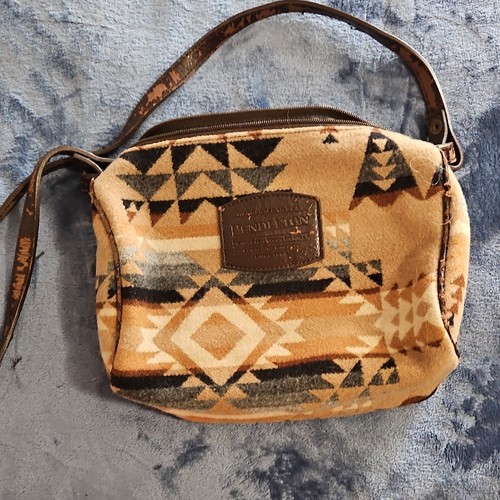 Pendleton geometric shoulder - pendleton,