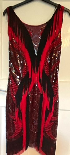 Red black geometric sequin - &,