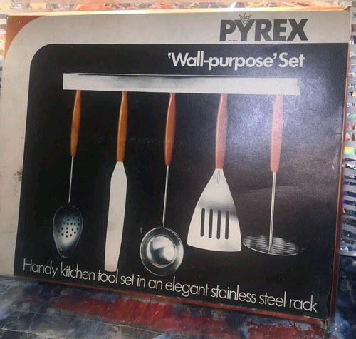 1970 pyrex orange - 1970's,