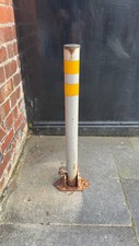 Parking Post - Lockable Folding Parking Post