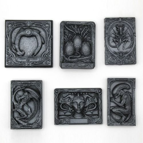 Giger alien fridge - hr,