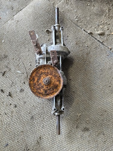 Ride lawn mower gearbox - lawn,