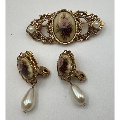 Vintage victorian revival - victorian,