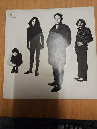 The stranglers walk - on, by