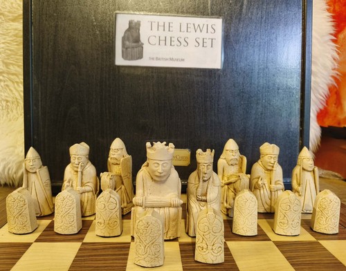 Chess set british museum shop - set,