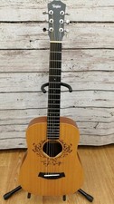 TAYLOR BABY TAYLOR mini acoustic guitar