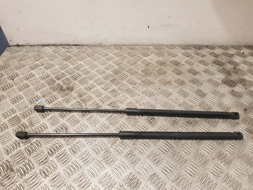 Corsa sxi tailgate strut - corsa, d
