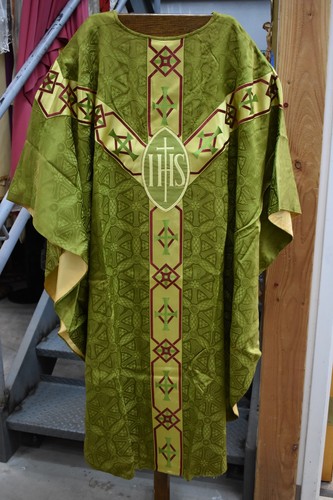 Older used green vestment no - used,
