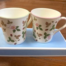 WEDGWOOD Wild Strawberry