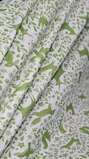 Green and white woodland - green,