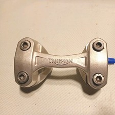 TRIUMPH 675 STREET TRIPLE