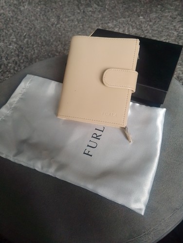 Furla genuine leather purse - ,