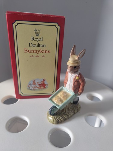Royal doulton gardener - doulton,