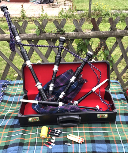Great highland bagpipe - great,