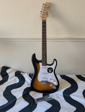Fender Squire Debut
