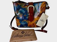 PATRICIA NASH Irving Bucket