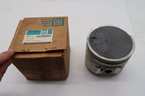 Genuine engine piston - gm, fits