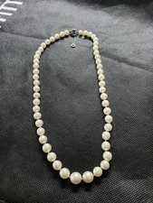 Vintage Pearl Necklace 46 cm With a Sapphire, Diamond And Platinum Clasp