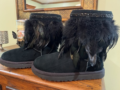 Ugg boot black peacock - black, feather