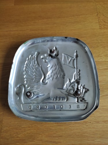 Bedford lorry truck badge - bedford,