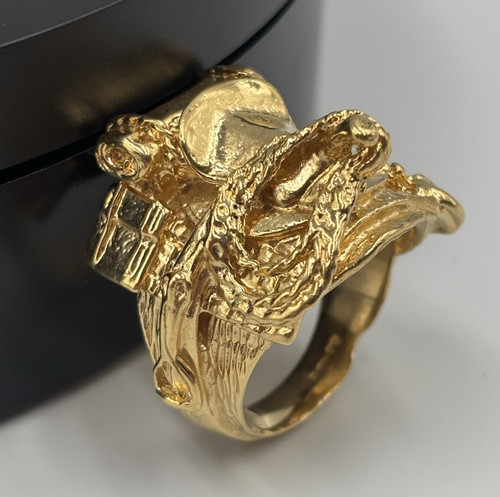 Heavy saddle 9ct gold - heavy,
