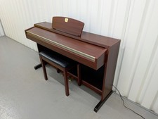 Yamaha Clavinova CLP-220