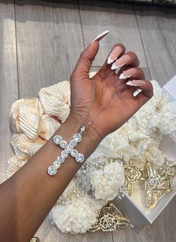 Diamond cross neckless - diamond,