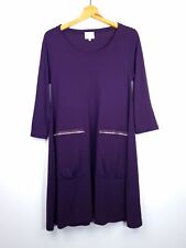 Masai Clothing Company Size M