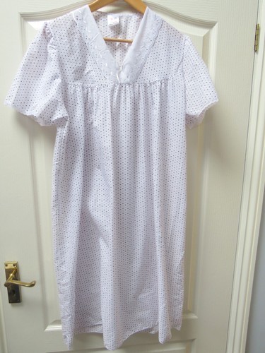 Polka dot vintage nightdress - polka,