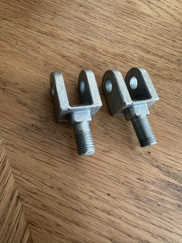 Suzuki 125 gamma foot rest - 125,