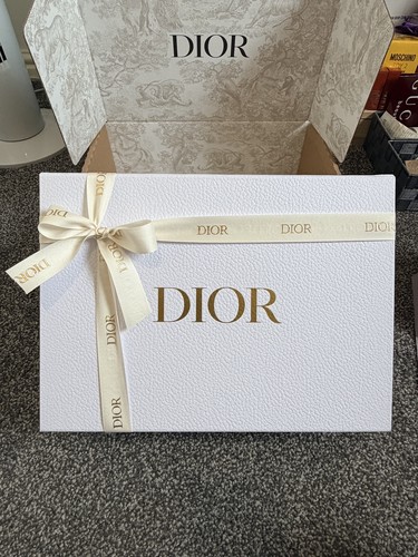 Dior empty white - dior,