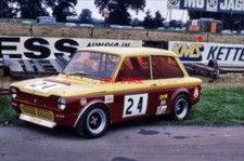 PHOTO  SILVERSTONE AUGUST 1973 BASIL DAGGE'S VERY SMART SUNBEAM IMP SPORT