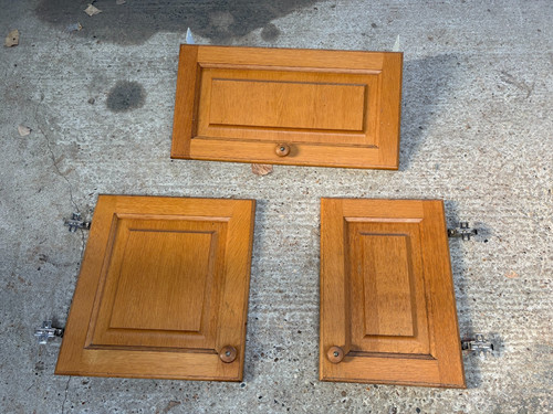 Oak kitchen cabinet - cabinet, doors