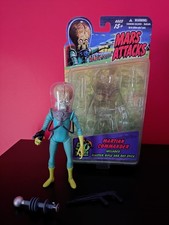 Mezco Mars Attacks Martian Commander Action Figure (Topps)