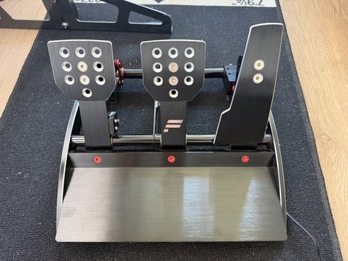 Fanatec clubsport pedals - fanatec,