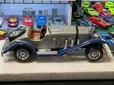 Burago Blue & Silver 1928