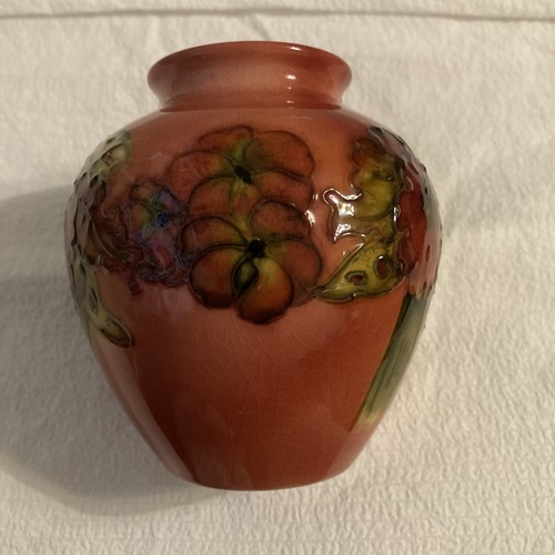 Moorcroft flambé pottery vase - moorcroft,