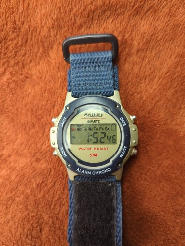 Vintage aviatime lcd quartz - vintage,
