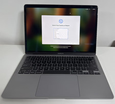 MacBook Air M1 (256GB SSD, 8GB, 13in) Laptop - Space Grey-Good Condition