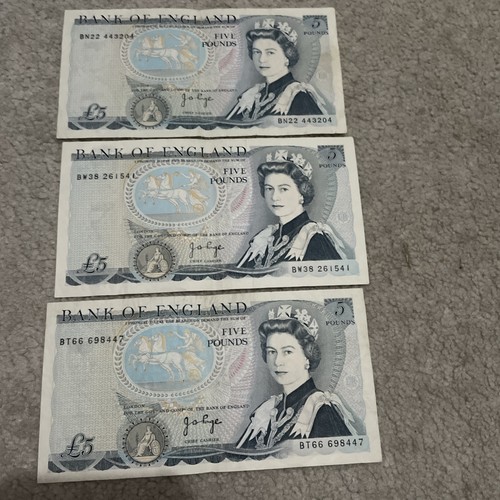 Five pounds notes 5 - pounds, £5