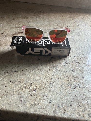 Oakley frogskins sunglasses - frogskins,