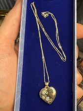 Vintage Solid 9ct gold Heart