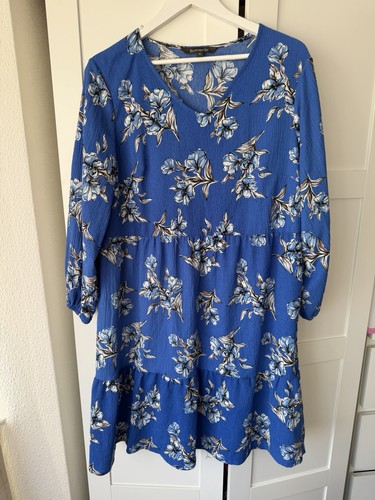 Bonmarche size blue floral - size,