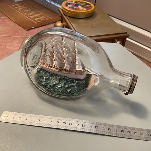Vintage old ship - in, bottle