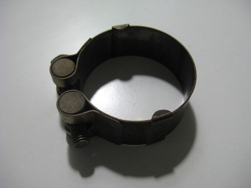 Exhaust manifold clamp - manifold,